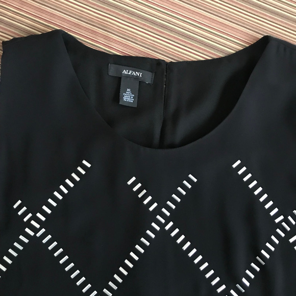 Alfani Flowy Sheer Layered Sleeveless Top - Picture 2 of 6